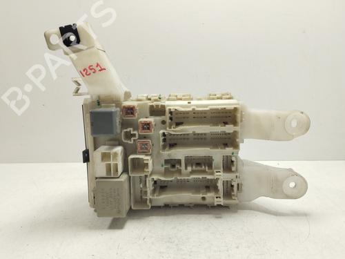 Used Fuse box TOYOTA AURIS (_E15_) [2006-2012]  27301976