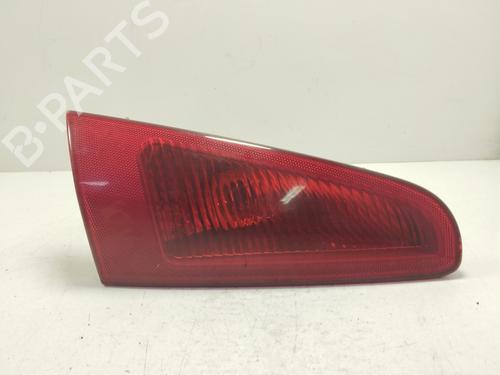Venstre baklys, luke Venstre baklys, luke ALFA ROMEO 147 (937_) 1.9 JTDM 8V (937.AXD1A, 937.AXU1A, 937.BXU1A) (120 hp) 35756498 35756498