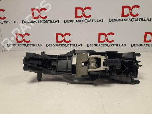 Front right exterior door handle MERCEDES-BENZ C-CLASS (W203) C 220 CDI (203.006, 203.008) | BP17406056C129 