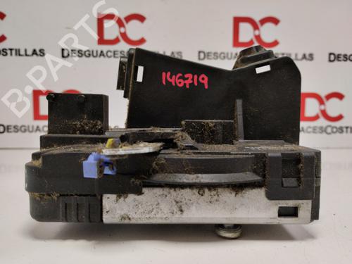 Front right lock OPEL VIVARO A Van (X83) 1.9 DTI (F7) | BP24663633C97 