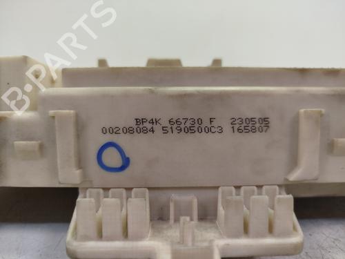 Zekeringkast MAZDA 3 Saloon (BK) 1.6 DI Turbo (BK12Y) | BP29932871E1