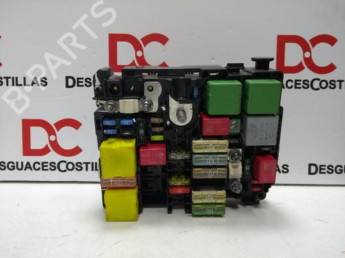 Used Fuse box FIAT GRANDE PUNTO (199_) 1.3 D Multijet (199.AXD11, 199.AXD1A, 199.AXD1B,... (90 hp) 17402390