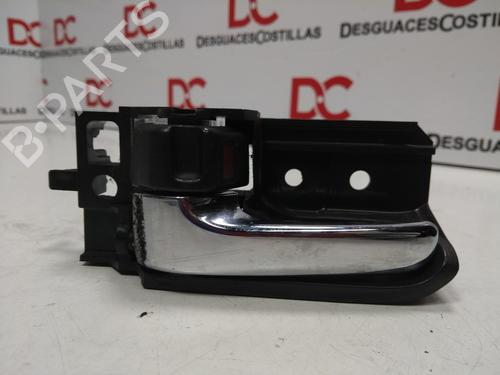 Used Front left interior door handle TOYOTA COROLLA (_E12_) 2.0 D-4D (CDE120R, CDE120L_) (116 hp) 32085414