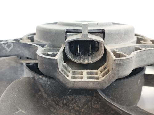 Used Radiator fan FORD FIESTA V (JH_, JD_) 1.4 16V (80 hp) 31089890