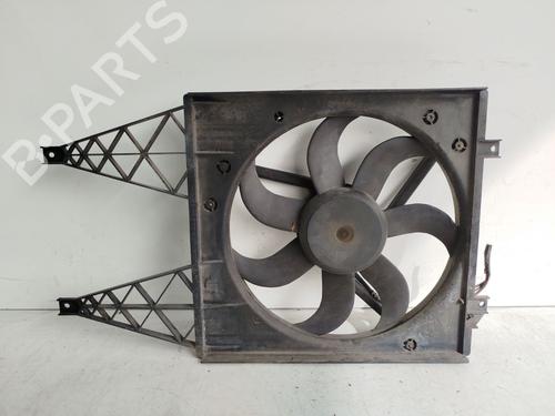 Used Radiator fan Radiator fan SKODA FABIA I (6Y2) [1999-2008] 32751132 32751132