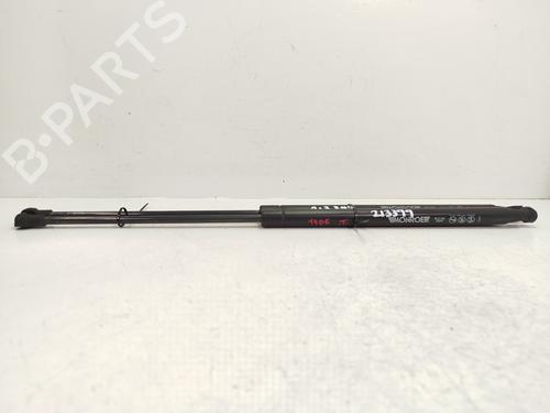 tailgate-lift-support-vw-golf-iii-1h1-1989-1990-1991-1992-1993-1994-1995-1996-1997-1998-1999-2000-30468227 main image