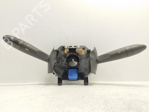 Commutateur LANCIA LYBRA (839_) 1.9 JTD (839AXI1A) (110 hp) 27191823
