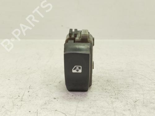 Used Right front window switch RENAULT CLIO III (BR0/1, CR0/1) [2005-2014]  28715047