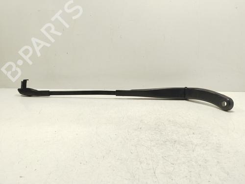 Used Front windshield wiper arm MERCEDES-BENZ S-CLASS (W221, V221) S 350 (221.056, 221.156) (272 hp) 25846601