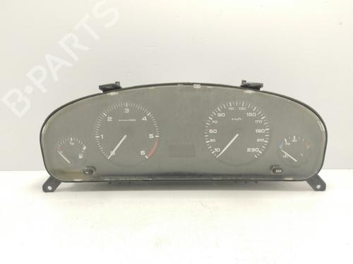 Used Instrument cluster PEUGEOT 406 (8B) 2.0 HDI 90 (90 hp) 17426583
