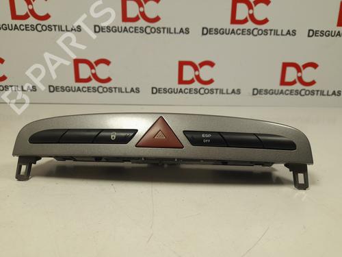 Used Warning switch PEUGEOT 308 I (4A_, 4C_) [2007-2016]  17406532