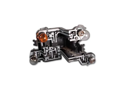 Used Lamp holder Lamp holder VOLVO S80 II (124) D5 (185 hp) 33305229 33305229