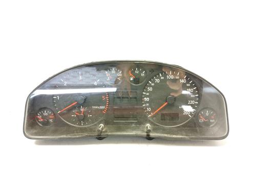 Used Instrument cluster AUDI A6 C5 (4B2) 2.5 TDI (150 hp) 17422642