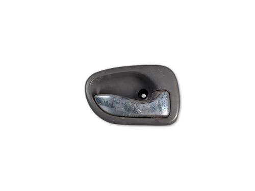 Maneta interior delantera derecha Maneta interior delantera derecha HYUNDAI ATOS (MX) 1.0 i (54 hp) 33755228 33755228