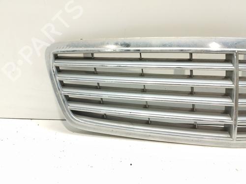 Grille MERCEDES-BENZ C-CLASS (W203) C 270 CDI (203.016) | BP30561001C40