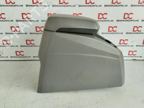 Used Armrest / Center console SSANGYONG RODIUS I 2.7 Xdi (163 hp) 17420294