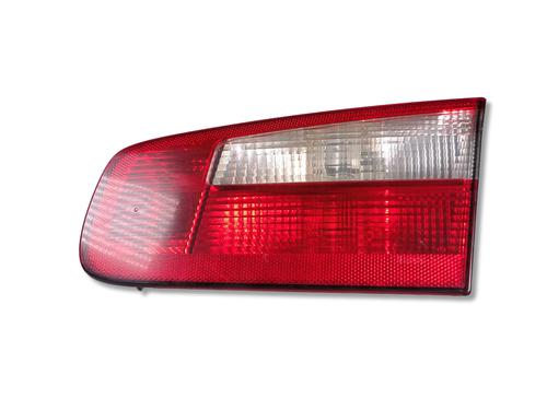 Used Left tailgate light Left tailgate light RENAULT LAGUNA II (BG0/1_) 1.6 16V (BG0A, BG0L) (107 hp) 39935268 39935268