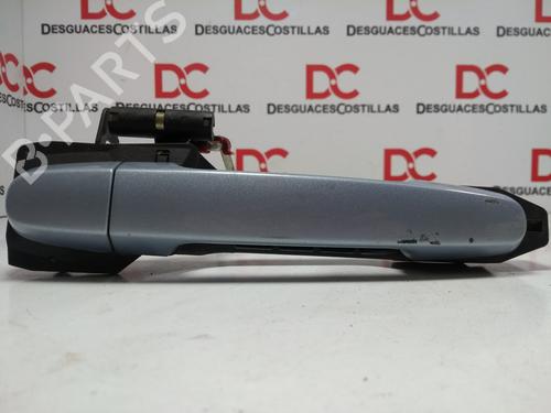 Used Front right exterior door handle TOYOTA COROLLA Verso (ZER_, ZZE12_, R1_) 2.0 D-4D (CUR10_, CUR10R) (116 hp) 17409451