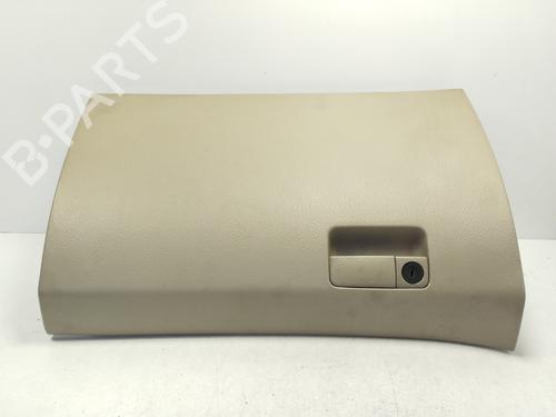 Used Glove box KIA CERATO I Saloon (LD) 1.5 CRDi (102 hp) 17422869
