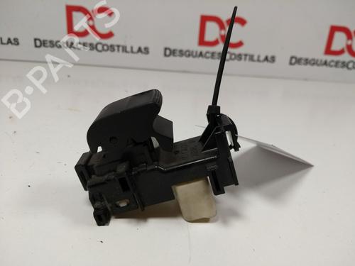 Used Right rear window switch TOYOTA AURIS (_E15_) [2006-2013]  32085307