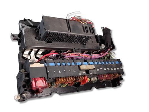 Fuse box BMW 3 Coupe (E46) 320 Ci | BP38238504E1 - Image 6