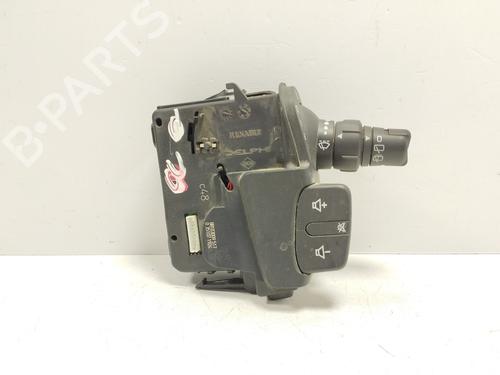 Used Steering column stalk RENAULT CLIO III (BR0/1, CR0/1) 1.5 dCi (75 hp) 18655043