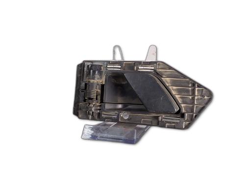Højre bagtil invendig håndtag Højre bagtil invendig håndtag CITROËN BERLINGO / BERLINGO FIRST MPV (MF_, GJK_, GFK_) 1.9 D (MFWJZ) (70 hp) 33977146 33977146