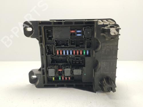 Used Fuse box NISSAN CABSTAR (F24M, F24W) 35.15 DCI, 45.15 DCI 3.0 (F24M) (150 hp) 18116727