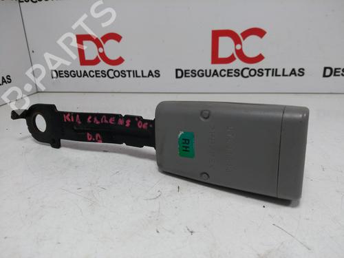 Used Front right seatbelt KIA CARENS III MPV (UN) 2.0 CRDi 140 (140 hp) 17402902