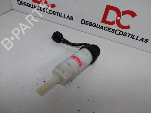 Used Washer pump RENAULT KOLEOS I (HY_) 2.0 dCi (HY0K) (150 hp) 17400723
