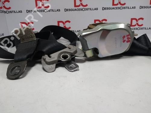 Used Front right seatbelt TOYOTA COROLLA Verso (ZER_, ZZE12_, R1_) 1.8 (ZNR11_, ZNR11R) (129 hp) 17402862