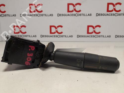 Used Steering column stalk PEUGEOT 306 (7B, N3, N5) [1993-2003]  32085754