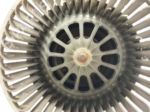 Heater blower motor MERCEDES-BENZ C-CLASS (W204) C 350 4-matic (204.087) | BP23265872M62 