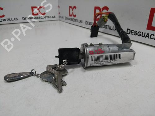 Clé de contact RENAULT 21 (B48_) 1.7 (B48F) (73 hp) 17401466