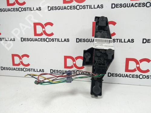 Lamp holder RENAULT LAGUNA II Grandtour (KG0/1_) 1.9 dCi (KG0G) | BP17403518L10 