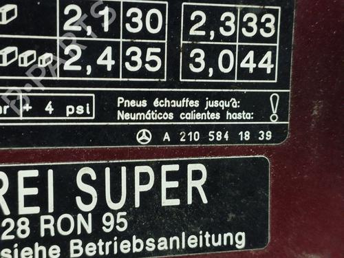 Fuel flap MERCEDES-BENZ E-CLASS (W210) E 280 (210.063) | BP24627955C131 