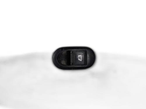 Used Left front window switch Left front window switch CITROËN C2 (JM_) 1.1 (60 hp) 32697734 32697734