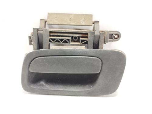 Used Rear left exterior door handle OPEL ZAFIRA A MPV (T98) 2.0 DI 16V (F75) (82 hp) 17425746