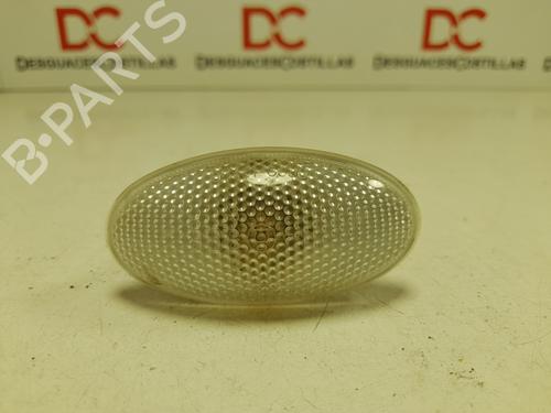 Repetiteur clignotant avant droit SUZUKI SWIFT III (MZ, EZ) 1.3 DDiS (RS413D) (69 hp) 32085940