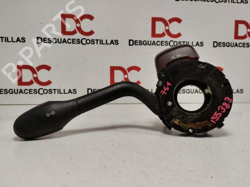 Used Headlight switch VW GOLF III (1H1) 2.0 (115 hp) 26332790