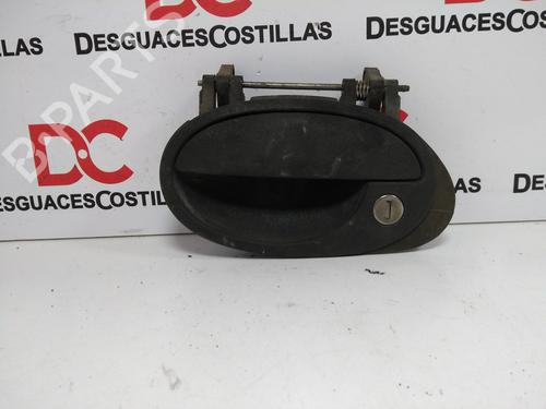 front-left-exterior-door-handle-opel-corsa-c-x01-2000-2001-2002-2003-2004-2005-2006-2007-2008-2009-32085246 main image