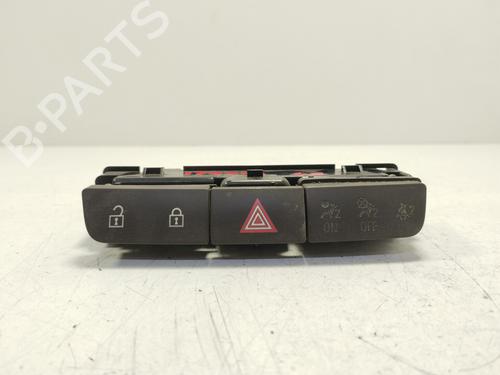 Used Warning switch OPEL INSIGNIA A (G09) 2.0 CDTI (68) (131 hp) 17424852