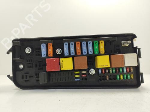 Used Fuse box OPEL VECTRA C GTS (Z02) 1.9 CDTI (F68) (120 hp) 27301967
