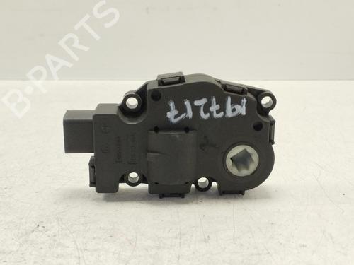 Fuel door actuator MG MG ZR 105 | BP21838047E18 