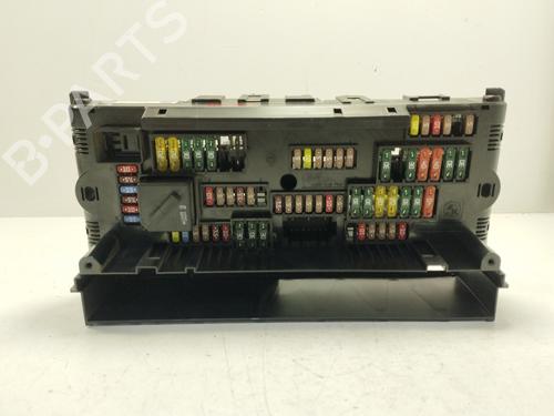 Used Fuse box BMW 5 (F10) 520 d (184 hp) 18903884