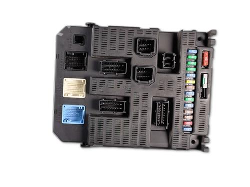 Used Fuse box Fuse box CITROËN C3 I (FC_, FN_) 1.4 HDi (70 hp) 33983857 33983857