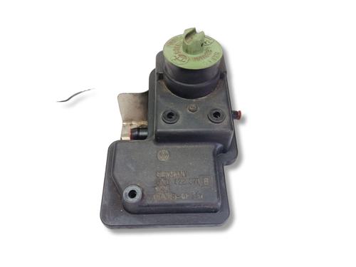 Used Power steering reservoir Power steering reservoir VW POLO III (6N1) 100 1.4 16V (100 hp) 39980946 39980946