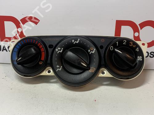 Used Climate control FORD FOCUS I (DAW, DBW) 1.8 TDCi (100 hp) 28355509