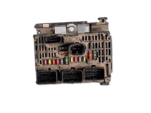 Used Fuse box Fuse box PEUGEOT 407 (6D_) 1.6 HDi 110 (6D9HZC, 6D9HYC) (109 hp) 33755819 33755819