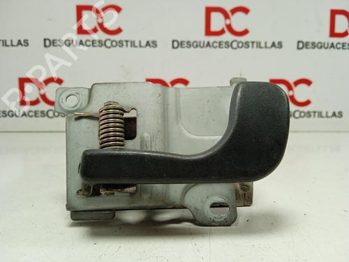 Venstre bagtil invendig håndtag HYUNDAI SANTAMO [1998-2002]  32086176